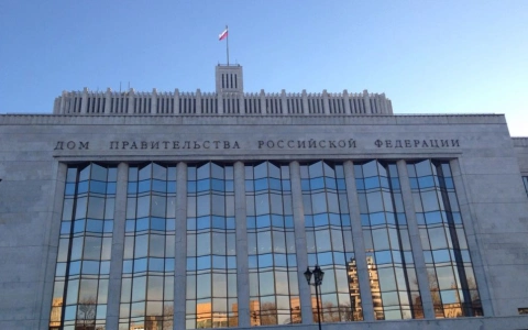 По итогам работы кабмина с исторически накопившимся износом коммунальной инфраструктуры удалось построить 4,2 тыс. км сетей и 481 площадных объектов