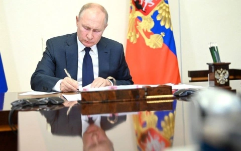 Владимир Путин поручил сформировать эффективную модель управления объектами тепло-, водоснабжения и водоотведения для малочисленных населённых пунктов